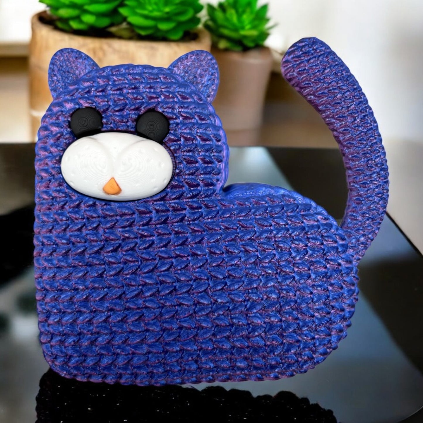 'Knitted' Cat Container